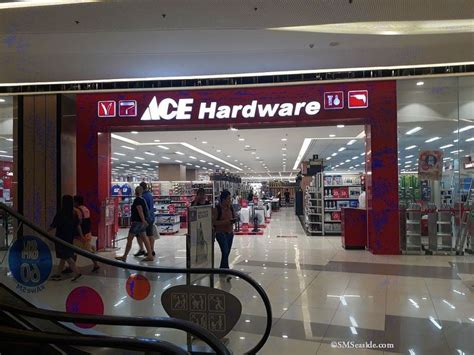 ACE Hardware SM Center .